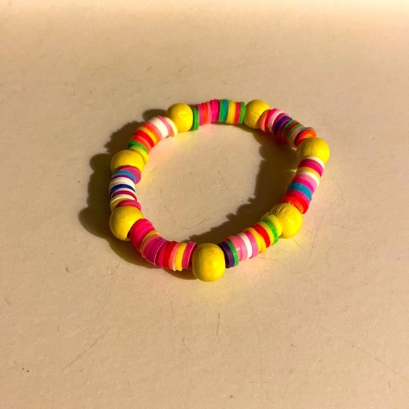 NWOT Kids stretch bracelet bundle, 3 bracelet lot, Multicolor, Beaded, Vibrant.​ - Picture 3 of 7